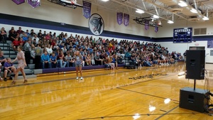 STUDENTS EXPERIENCE ROCKIN FINANCIAL LITERACY TOUR