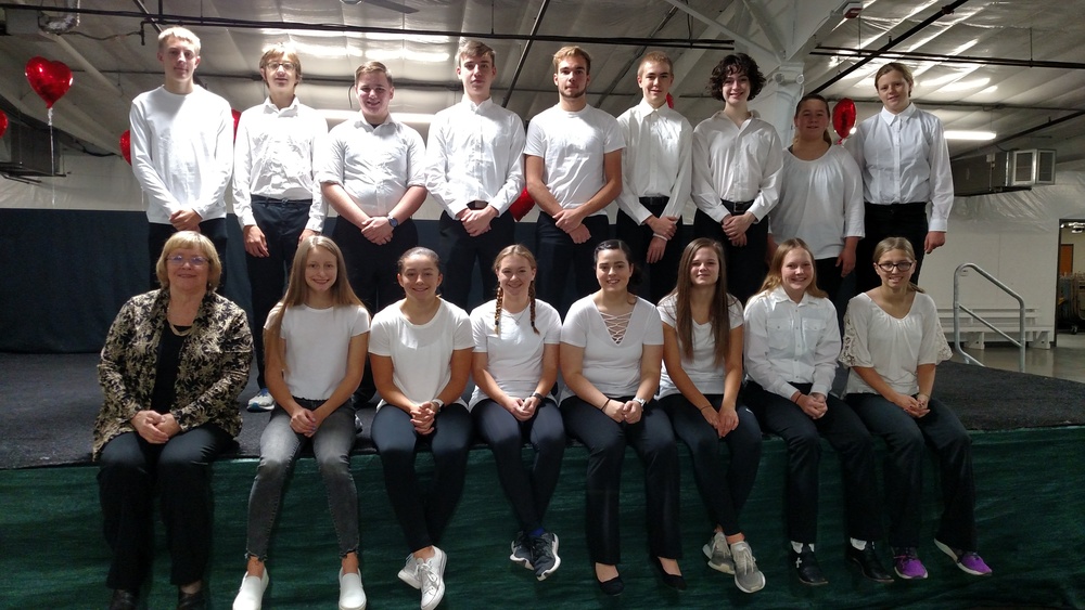 FC FBLA Helps with Chamber Luncheon